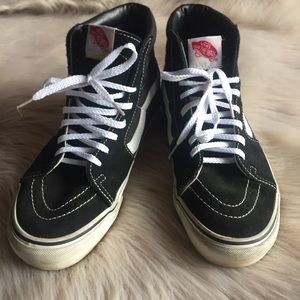 Vans Classic Sk8-Hi Shoes